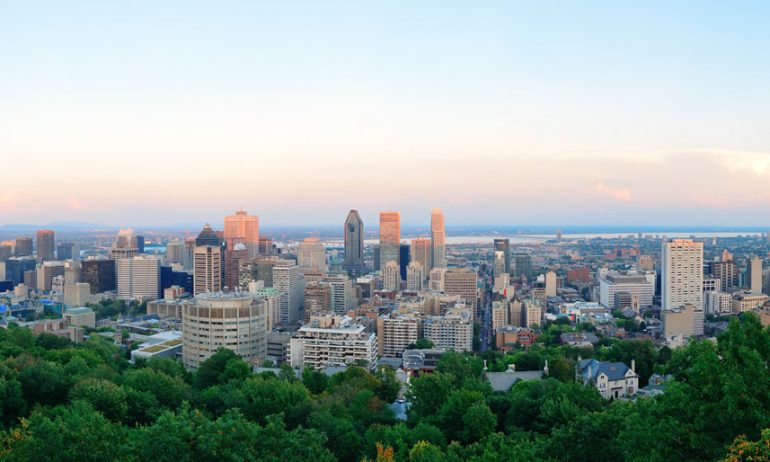 Une vue d’horizon de la ville pour illustrer le marché immobilier à Montréal.